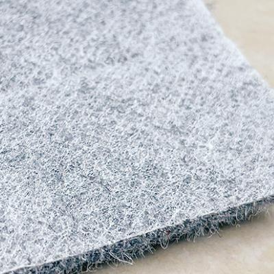 Cojín de escalera doblado