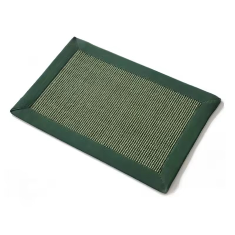 La alfombra de rasguño de gato de tela sisal se usa para la colchoneta de techo de la tabla de rayas de gato interior para proteger los muebles
