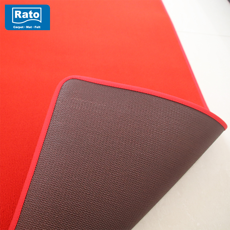 Rollo de alfombra antideslizante roja, adecuada para uso doméstico