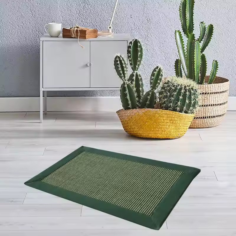 La alfombra de rasguño de gato de tela sisal se usa para la colchoneta de techo de la tabla de rayas de gato interior para proteger los muebles
