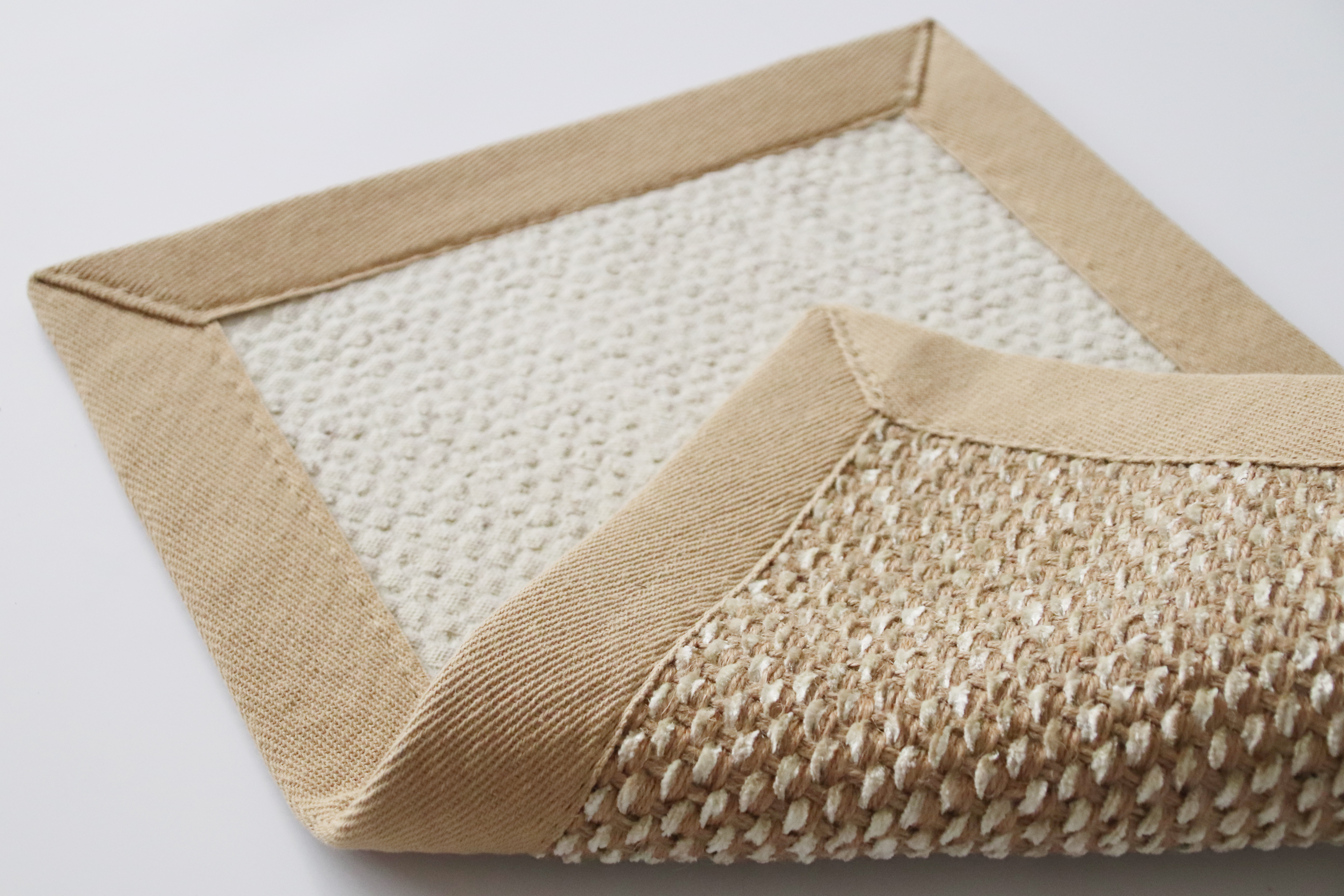 Estera de fibra de sisal natural (también conocida como cáñamo de piña)